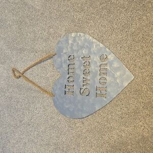 Metal Heart Shaped Home Sweet Home Wall Art 10"